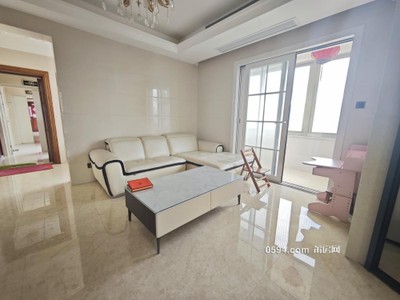 安福附近 金域華府 高層精裝兩房出租 2300包物業(yè) 三面光-莆田租房