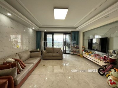 海峽廣場(chǎng) 精裝3房 中高層南北通透 視野很好 拎包入住145萬(wàn)-莆田二手房