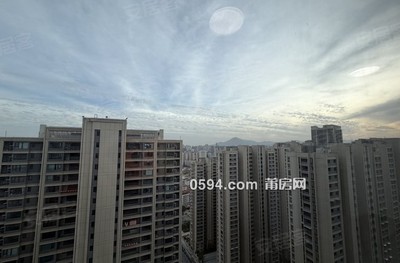 房東外地的，要回去發(fā)展，不用過戶費(fèi) 全新裝修為入住 -莆田二手房