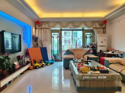 體育場旁 荔園小區(qū)雙主臥樓梯房3層 內(nèi)設(shè)公立幼兒園.-莆田二手房