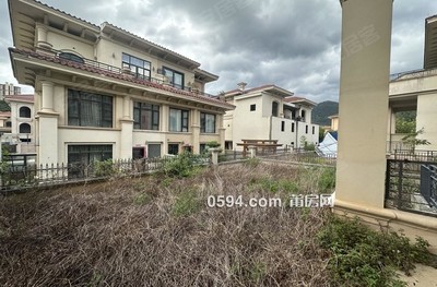 平層的價(jià)格買別墅恒大天峰別墅 前后花園 贈(zèng)送兩個(gè)產(chǎn)權(quán)車位-莆田二手房