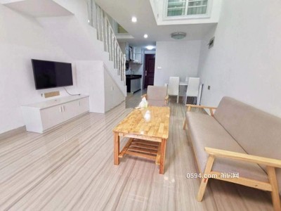 正榮財富中心 精裝復(fù)式兩房 2000包物業(yè) 拎包入住-莆田租房