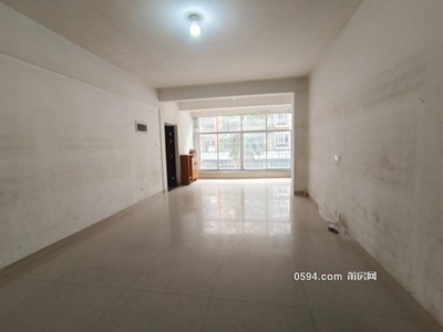 租金2100元 3室2廳2衛(wèi) 137平 西庚小區(qū)-莆田租房