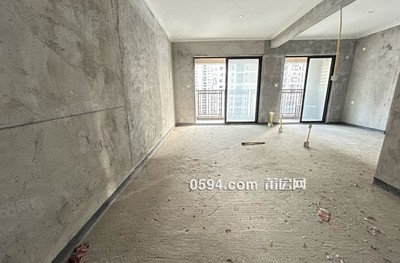 玉湖 梅峰中山 高層每平1.218年的房?jī)r(jià)急售免接送-莆田二手房