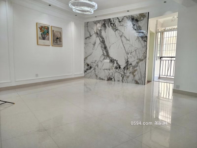 五中附屬分校旁 荔景廣場(chǎng) 新裝兩房 總價(jià)79萬(wàn)-莆田二手房