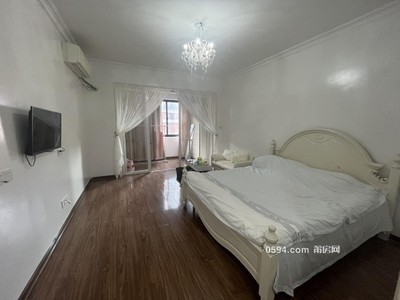 带阳台市政府旁三迪单身公寓-莆田租房