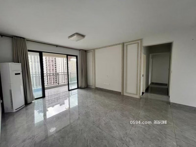 全小區(qū)性價比高 開盤價跌3千聯(lián)發(fā)君領(lǐng)綬溪 精裝4房 九華廣場-莆田二手房