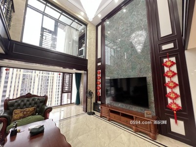 豪華裝修一百多萬！頂層樓中樓送百來平露臺(tái)聯(lián)發(fā)君領(lǐng)天璽-莆田二手房