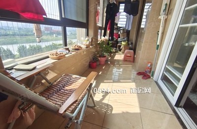 頭排溪景房 急售出價(jià)就賣 贈(zèng)送入戶玄關(guān)正榮財(cái)富中心 -莆田二手房