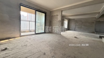 萬達(dá)附近三盛璞悅風(fēng)華 毛坯4房中層南北通透 一平方9799-莆田二手房