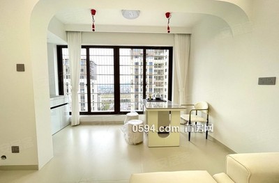 城南木蘭溪邊 全新精裝奶油風(fēng)兩房 電梯高層濱江雅郡融-莆田二手房