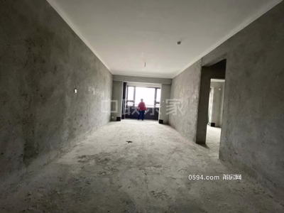 萬達對面攬月豪庭  毛坯3房 好樓層南北通透 光線好一平9568-莆田二手房