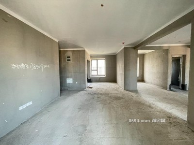 莆田秀嶼萬(wàn)達(dá)商圈總價(jià)低有證電梯中高層南北東標(biāo)準(zhǔn)4房戶(hù)型-莆田二手房