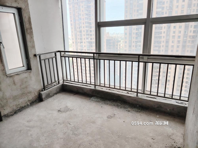 4182元 擴容價 享受樓中樓待遇 可使用百多平方 聯(lián)創(chuàng)國際廣場-莆田二手房