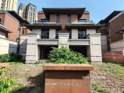 木蘭溪附近萬科別墅贈送院子車位南北通透戶型方正-莆田二手房