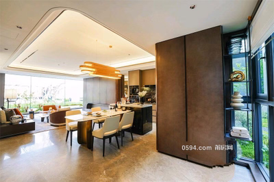 4室2廳3衛(wèi) 大面積 保利瑧悅 143平 200.18萬-莆田二手房