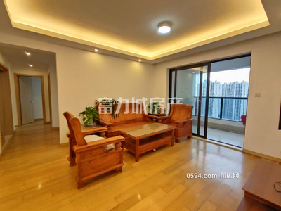 門(mén)口在送一間 萬(wàn)科二期 高層通透四房 南北東采光 全配-莆田租房