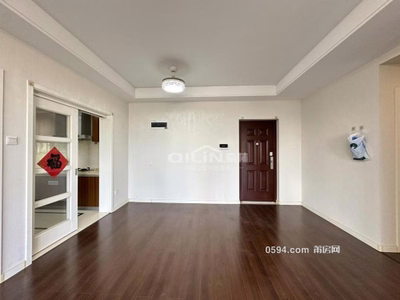 梅峰中山 萬科七期頭排一平一萬出頭 精裝5房 證滿2年-莆田二手房