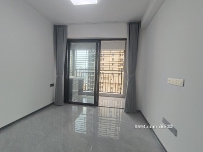 筱塘學校市醫(yī)院步行街附近獨門獨戶精裝兩房拎包入住-莆田租房