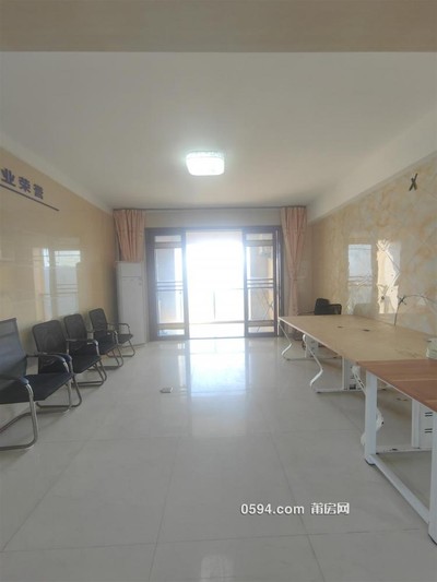 萬達(dá)附近 木蘭楓丹 4房2廳精裝修 每平方只要9999元-莆田二手房