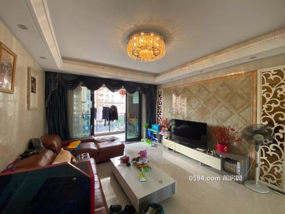 50萬(wàn)剛掛精裝！皇庭駿景 中層南北通透四房前后雙陽(yáng)臺(tái)-莆田二手房