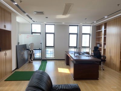 新日財(cái)富附近 凱天國際 艾力艾高層寫字樓 190平 設(shè)備齊全 -莆田租房