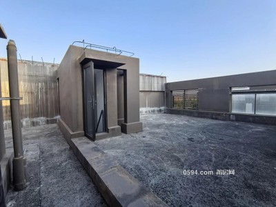 城南 樓盤融創(chuàng)蘭溪大觀一期上疊 5室2廳3衛(wèi)有證可按揭-莆田二手房