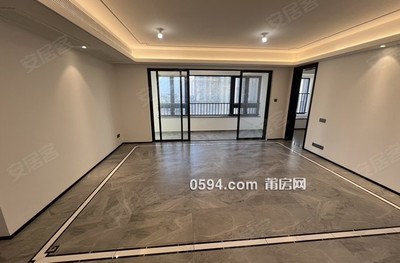 城南建發(fā)和鳴蘭溪1.32一天沒(méi)有住過(guò)頭牌看壺公山開(kāi)闊樓距百-莆田二手房