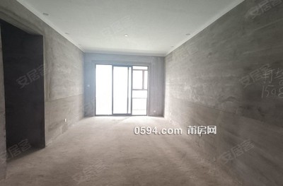 陽(yáng)光城檀悅 購(gòu)物方便 產(chǎn)權(quán)清晰 正南朝向 電梯房 雙衛(wèi) 滿二-莆田二手房