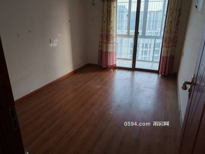 大面積 174平 租金2800元 三迪云頂楓丹 5室2廳3衛(wèi)-莆田租房