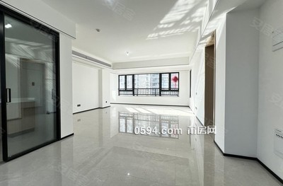 看整個玉湖   風(fēng)景美的很 聯(lián)發(fā)玉湖和悅一梯一戶-莆田二手房