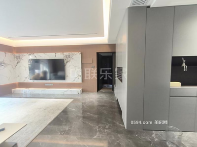 市中心鳳達鳳凰城 樓王 看小區(qū)中庭綠化 全新現(xiàn)代裝修.-莆田二手房