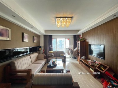 正鼎日出 精裝大4房 帶3陽臺客廳朝南 單價僅12500元-莆田二手房