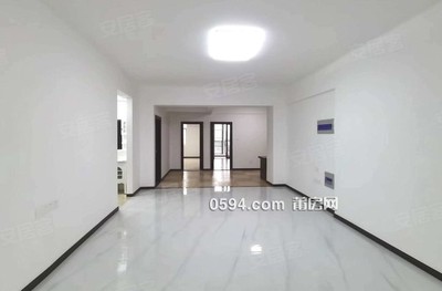 5  直達(dá)梅峰 中山 鑫焱凱旋門  電梯精裝未入住大3房-莆田二手房