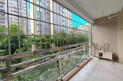 鳳達(dá)花園商品房逸夫南北東精裝修3房雙主臥3陽(yáng)臺(tái)證齊滿(mǎn)-莆田二手房