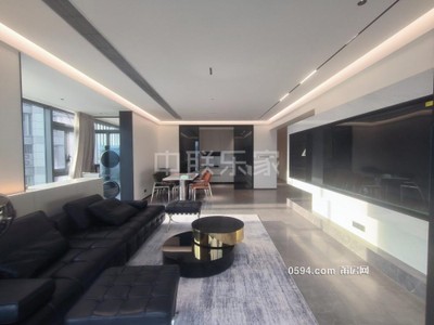 正榮財(cái)富天樾頭排溪景  大3房高層 拎包入住售330萬-莆田二手房