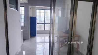 出租 武夷木蘭都 高層 簡(jiǎn)裝三房 二廳二衛(wèi)-莆田租房