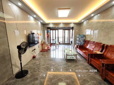 急賣(mài)好房！左岸藍(lán)灣 高層南北東精裝大三房前后陽(yáng)臺(tái)證滿二-莆田二手房