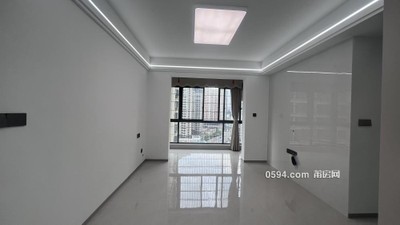 龍德井南門社區(qū)市醫(yī)院步行街附近全新裝修剛掛  看房方便-莆田二手房