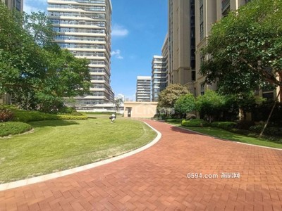 血 虧30萬(wàn) 聯(lián)發(fā)君悅首府 高層邊套毛坯4居室 低單價(jià)-莆田二手房