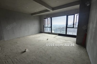 急賣建發(fā)縵云，高層小三房，送車位，看壺公山視野好，有-莆田二手房