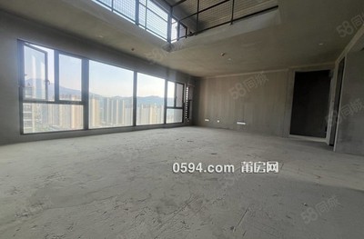 頂復(fù)樓中樓大廳6米挑高價(jià)格不貴萬(wàn)達(dá)商圈配套成熟高樓層視-莆田二手房