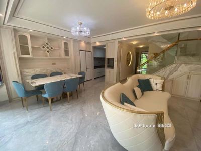 濱溪正榮府--玉湖片區(qū)疊墅中層4房2廳豪裝--南北通雙證滿二-莆田二手房