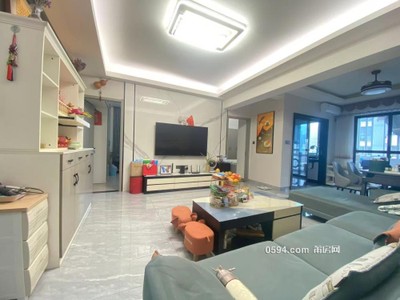 市中心体育场旁 浅水湾荔苑 中层精装两房 九成新 看房方便-莆田二手房