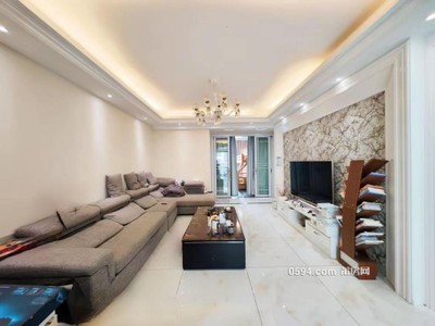 正榮御品世家--麟峰學校門口小區(qū)--中層3房2廳精裝19500元-莆田二手房