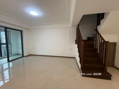 低總價(jià)4房樓中樓實(shí)用130多平，中山中學(xué)荔城一小馨怡新天-莆田二手房