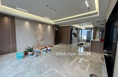 新出萬(wàn)達(dá) 大平層 豪華精裝未入住  贈(zèng)送車位 直接南門-莆田二手房