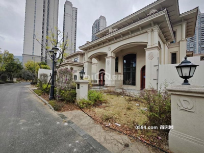御龙天峰前排别墅，超宽视野送超大庭院3个车位，只要600万-莆田二手房