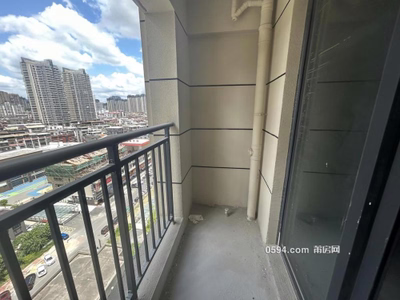 溝頭地塊三 瓏泉雅郡 高層毛坯4房 單價9千 萬達(dá)廣場對面-莆田二手房