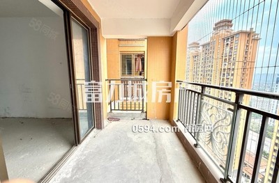 荔園小區(qū)附屬醫(yī)院毛坯25層皇庭旁左岸蘭灣-莆田二手房